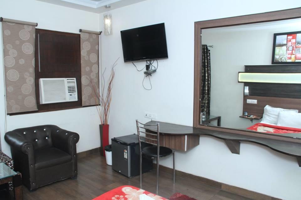 Dreamz Suites New Delhi Exterior photo